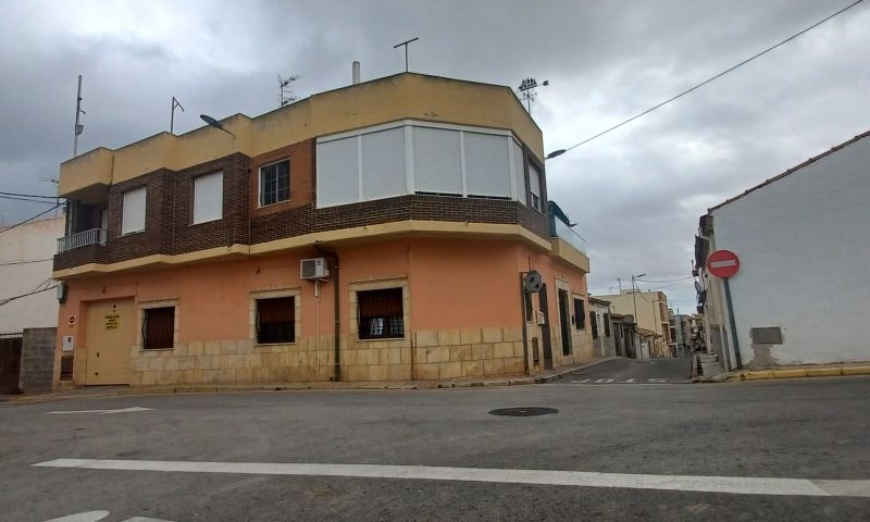Verkoop. Villa in San Miguel de Salinas