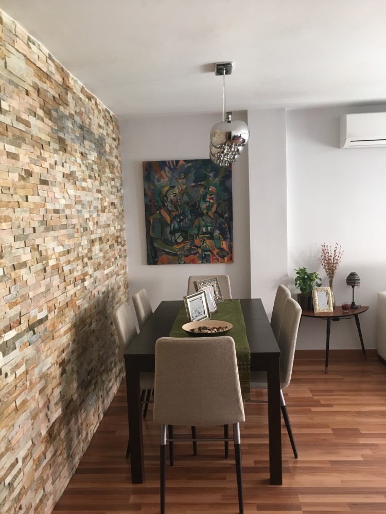 Precioso piso en Calle Jesús y Maria, totalmente reformado.