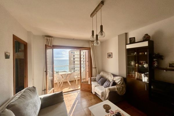 BEAUTIFUL SEA-VIEW APARTMENT FOR SALE IN MIRAMAR IN SANTA POLA DEL ESTE