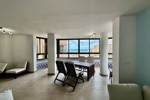 BEAUTIFUL APARTMENT IN BELLA VISTA URBANIZATION IN ARENALES DEL SOL