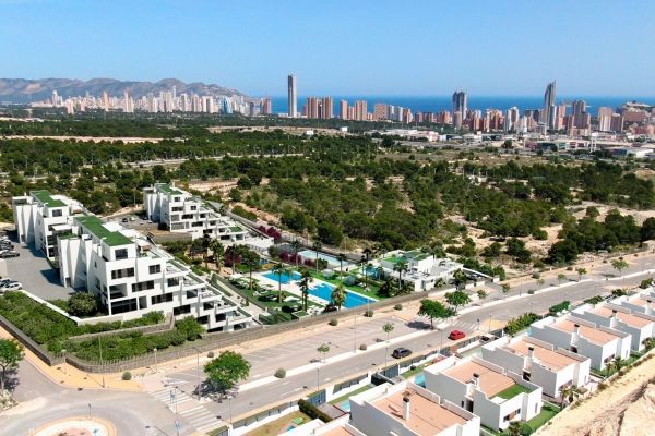 FANTASTIC NEW PROPERTIES IN THE NEW COMPLEX SEASCAPE BLUE IN BENIDORM