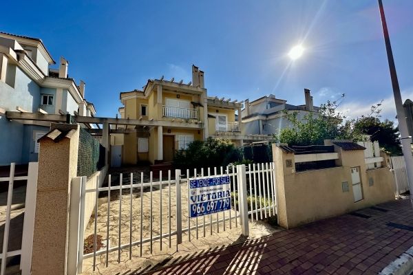 BEAUTIFUL BUNGALOW FOR SALE IN MONTE FARO IN GRAN ALACANT