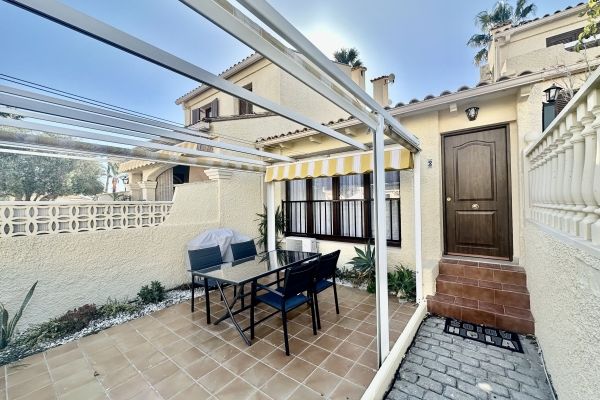 EXCLUSIVE BUNGALOW FOR LONG-TERM RENTAL IN EL FARO, GRAN ALACANT