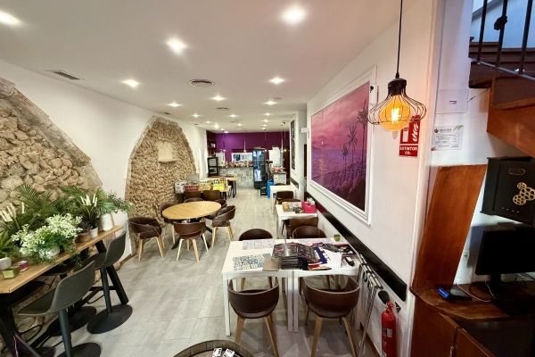 BONITO LOCAL COMERCIAL EN ALQUILER CON TRASPASO EN ALTOMAR II EN GRAN ALACANT