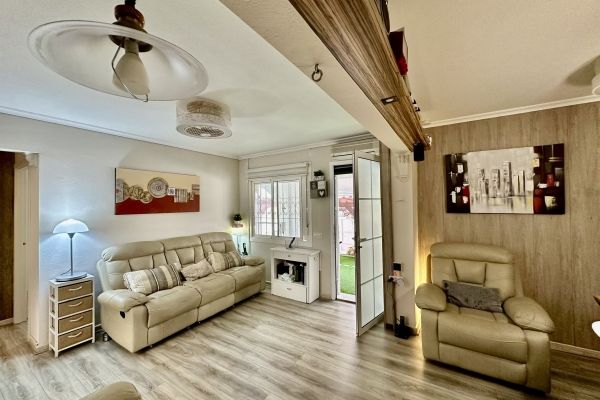 BONITA PLANTA BAJA COMPLETAMENTE REFORMADA EN VENTA EN MONTE Y MAR EN GRAN ALACANT