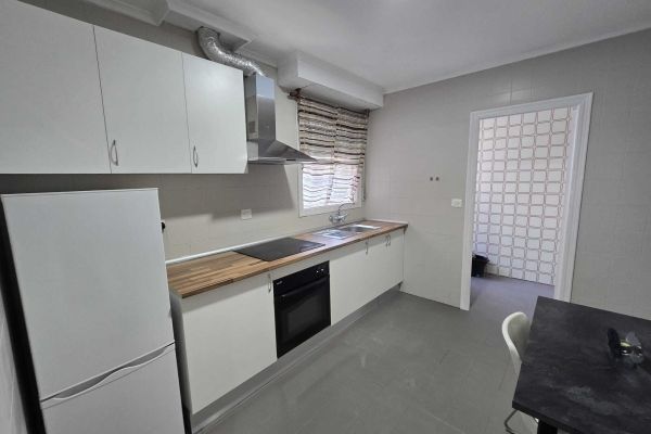 COZY FLAT FOR SALE IN THE CENTER OF ELCHE