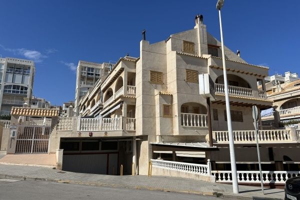 PLAZA DE GARAJA EN VENTA EN ARENALES DEL SOL 