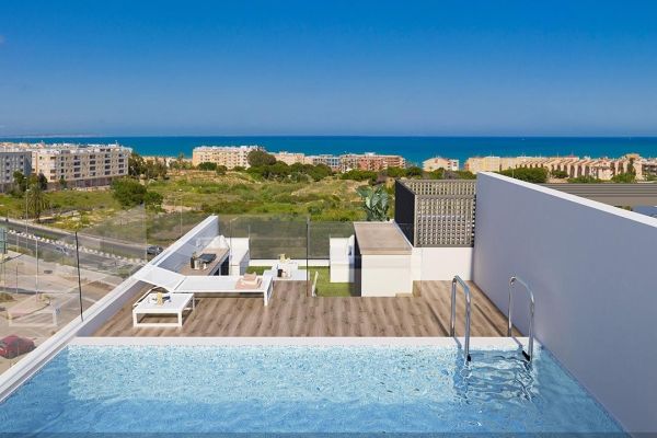 VISTAS AL MAR con posibilidad de PISCINA O JACUZZI PRIVADO