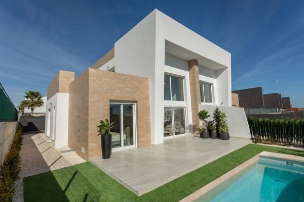 NEW BUILD RESIDENTIAL COMPLEX IN ALGORFA