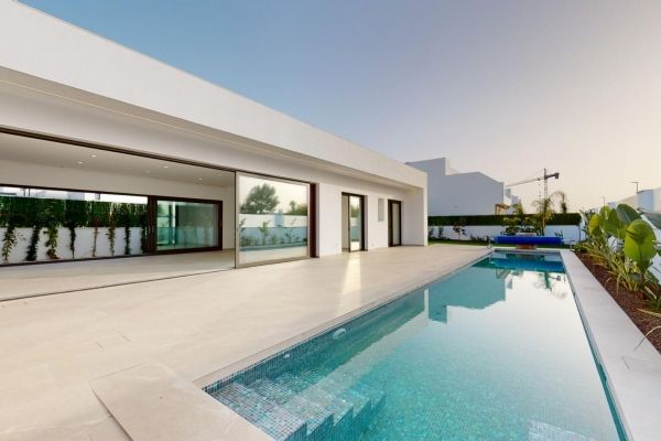 VILLAS DE OBRA NUEVA EN LOS ALCAZARES