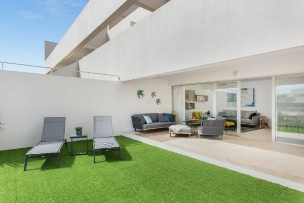 RESIDENCIAL DE OBRA NUEVA EN LOS BALCONES (TORREVIEJA)