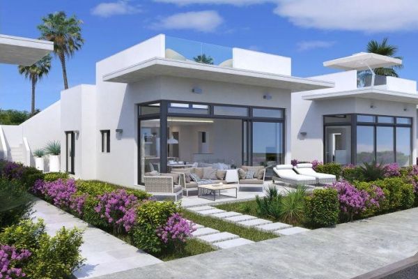 MEDITERRANEAN VILLA ON THE GOLF COURSE