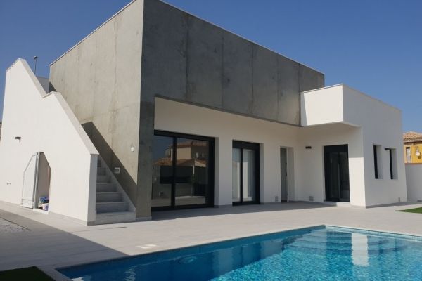 NEW BUILD VILLAS IN PINAR DE CAMPOVERDE