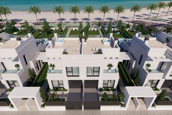 Villas de lujo de nueva construcción frente al mar en Los Alcázares