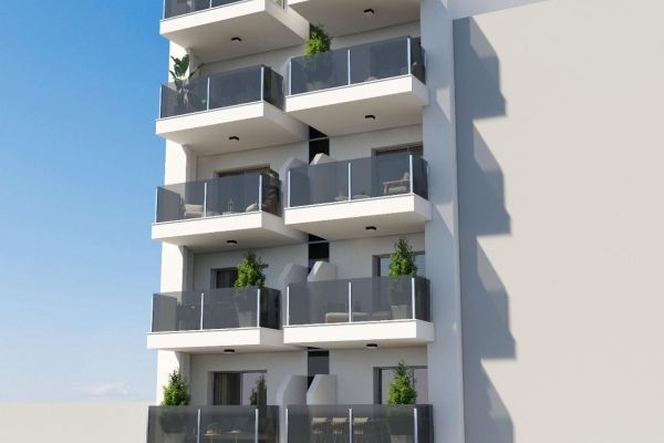 Apartamentos de obra nueva en Torrevieja, a 150m de la Playa del Cura