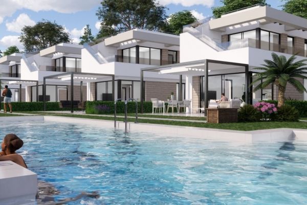 VILLAS DE OBRA NUEVA EN PILAR DE LA HORADADA EN EL CAMPO DE GOLF