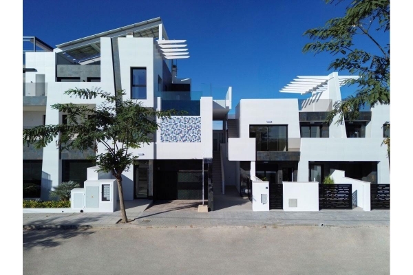 NEW BUILD RESIDENTIAL COMPLEX IN PILAR DE LA HORADADA