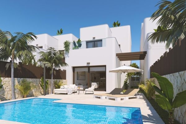 NEW BUILD VILLAS IN MIL PALMERAS