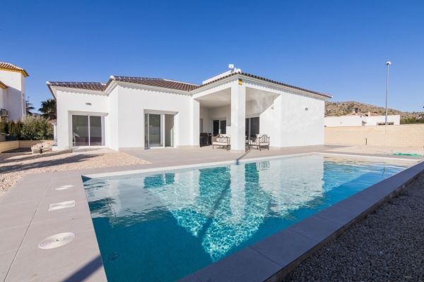 NEW BUILD VILLAS IN PINOSO