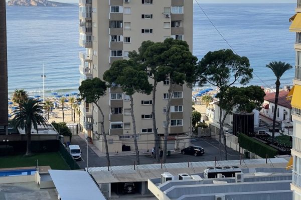 great clear views of the sea, a 9th floor that will give you happiness