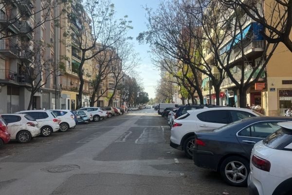 Oportunidad única a 10 minutos del centro de Valencia!