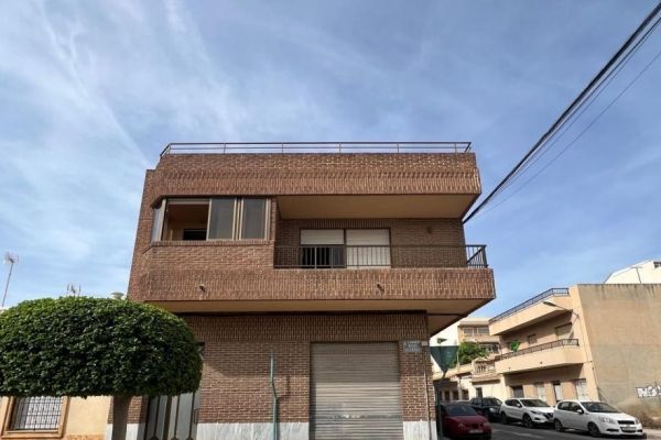 Muchamiel ocasión venta de edificio !!