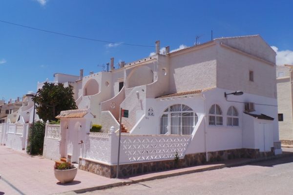 SUBASTA CHALET PILAR DE LA HORADADA
