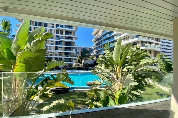 URBANIZACION DE LUJO ZONA PAU 5