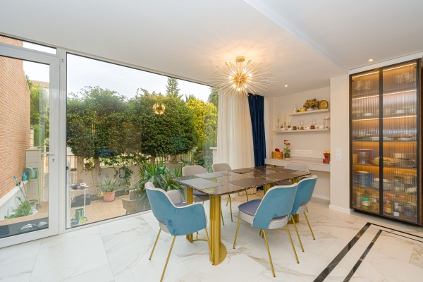 Amplia vivienda a la venta en Playa de San Juan