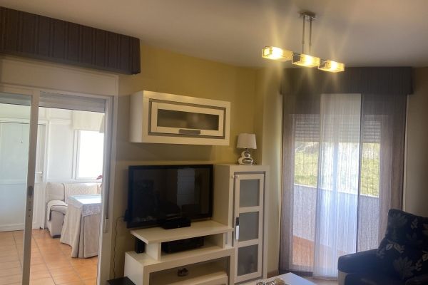 SE VENDE PISO CON TERRAZA EN ZONA SALESIANOS 