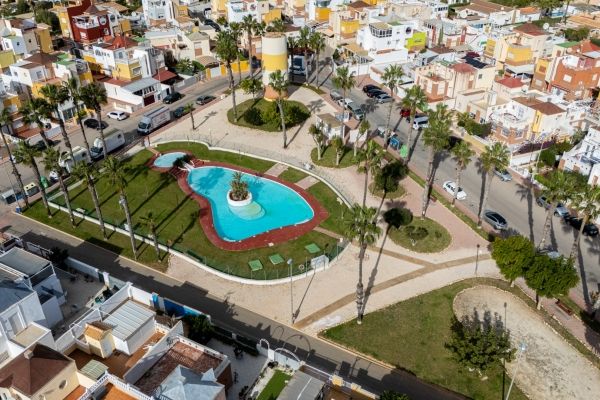 Encantadora Casa Adosada en Los Altos