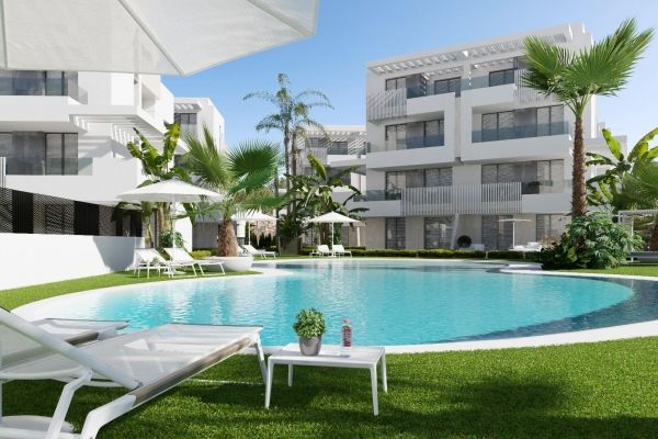NEW BUILD APARTMENTS IN PRIVATE GATED RESORT IN PROVINCE OF MURCIA