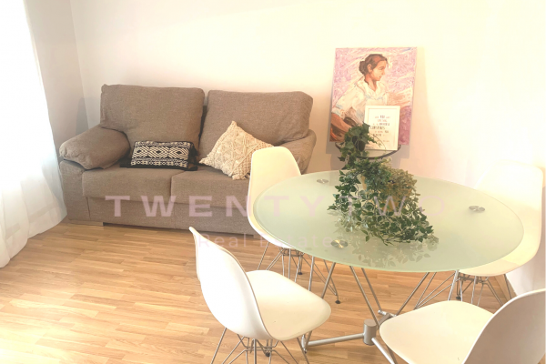 Amplio piso en alquiler por larga temporada.