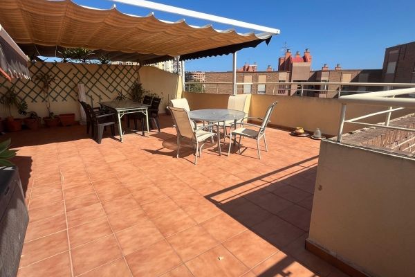 Fantástico ático en el Barrio La Florida, Alicante