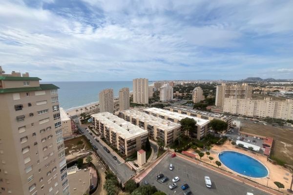 Vivienda en segunda línea del mar a  la venta