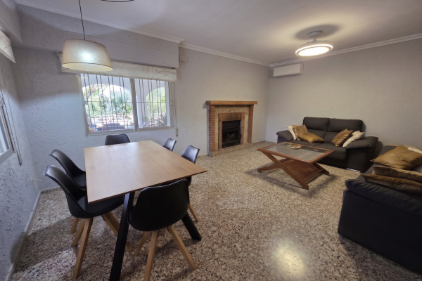 Chalet independiente en Bonalba alta