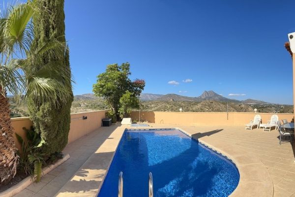Bonita villa a la venta en Villajoyosa
