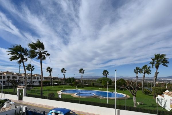 Planta Alta en Altomar II con Fabulosas Vistas 