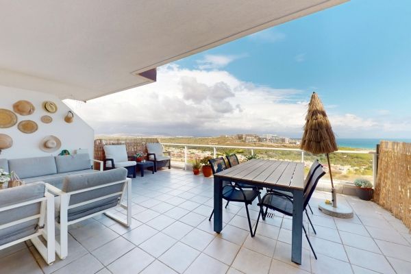 Splendid Ground Floor Apartment in Nova Beach 