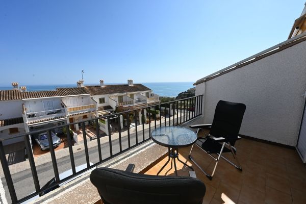 Precioso Adosado en Gran Vista con Vistas al Mar 