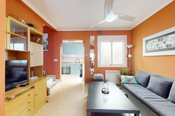Lovely Town House in Monte y Mar 