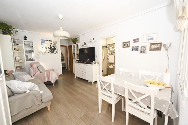 Encantadora planta baja reformada en Altomar II – Gran Alacant