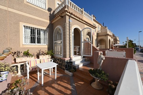 South Facing Town House in Monte y Mar 