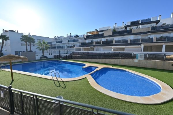 Precioso Planta Baja en Residencial Lomas del Carabassi